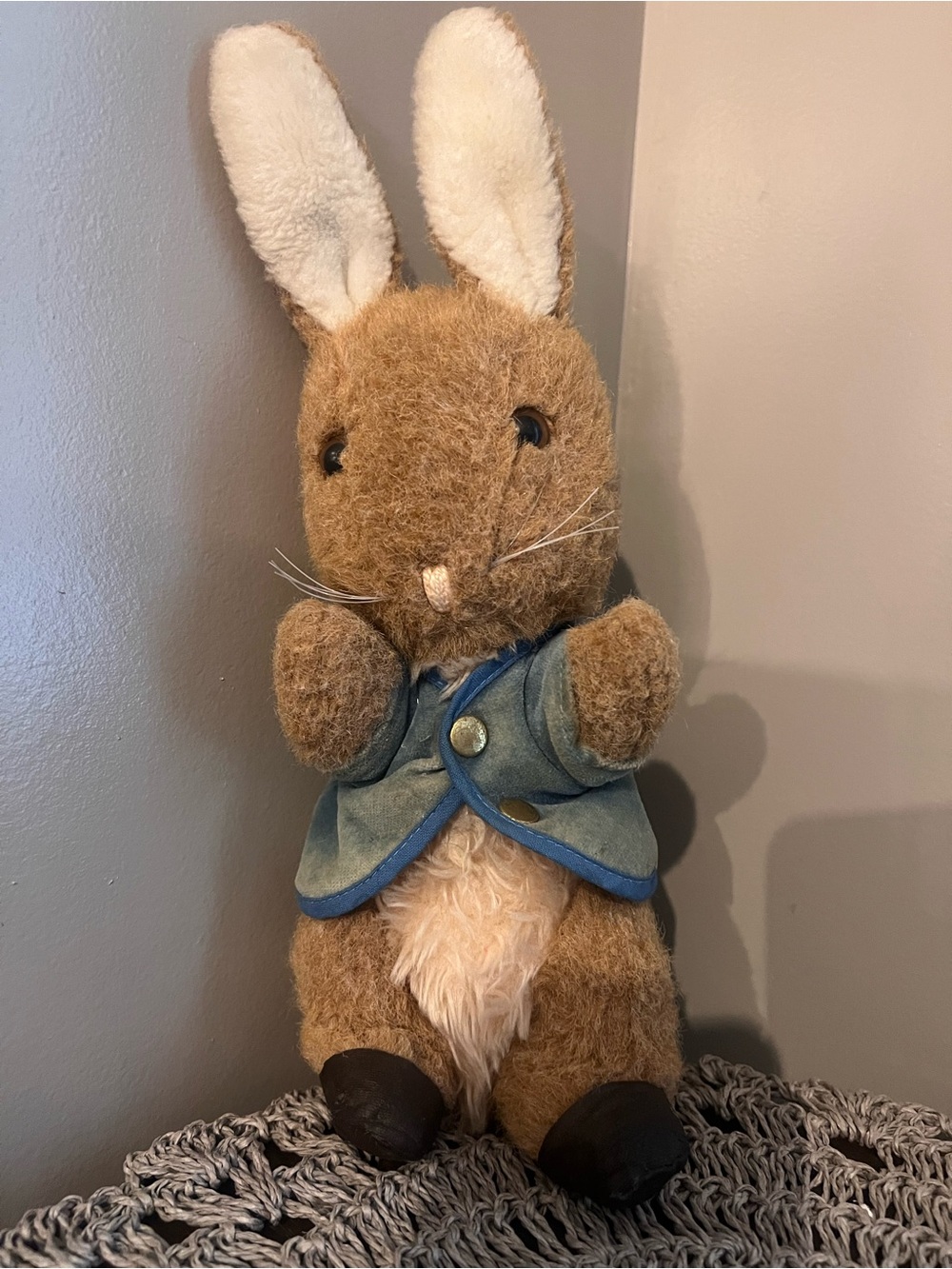 Vintage Beatrix Potter Peter Rabbit stuffed animal wind up not working